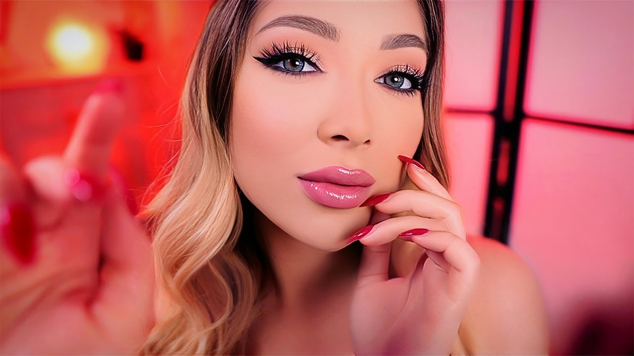 ASMR 但非常个人的近距离耳语（极度刺痛，刷脸和按摩）