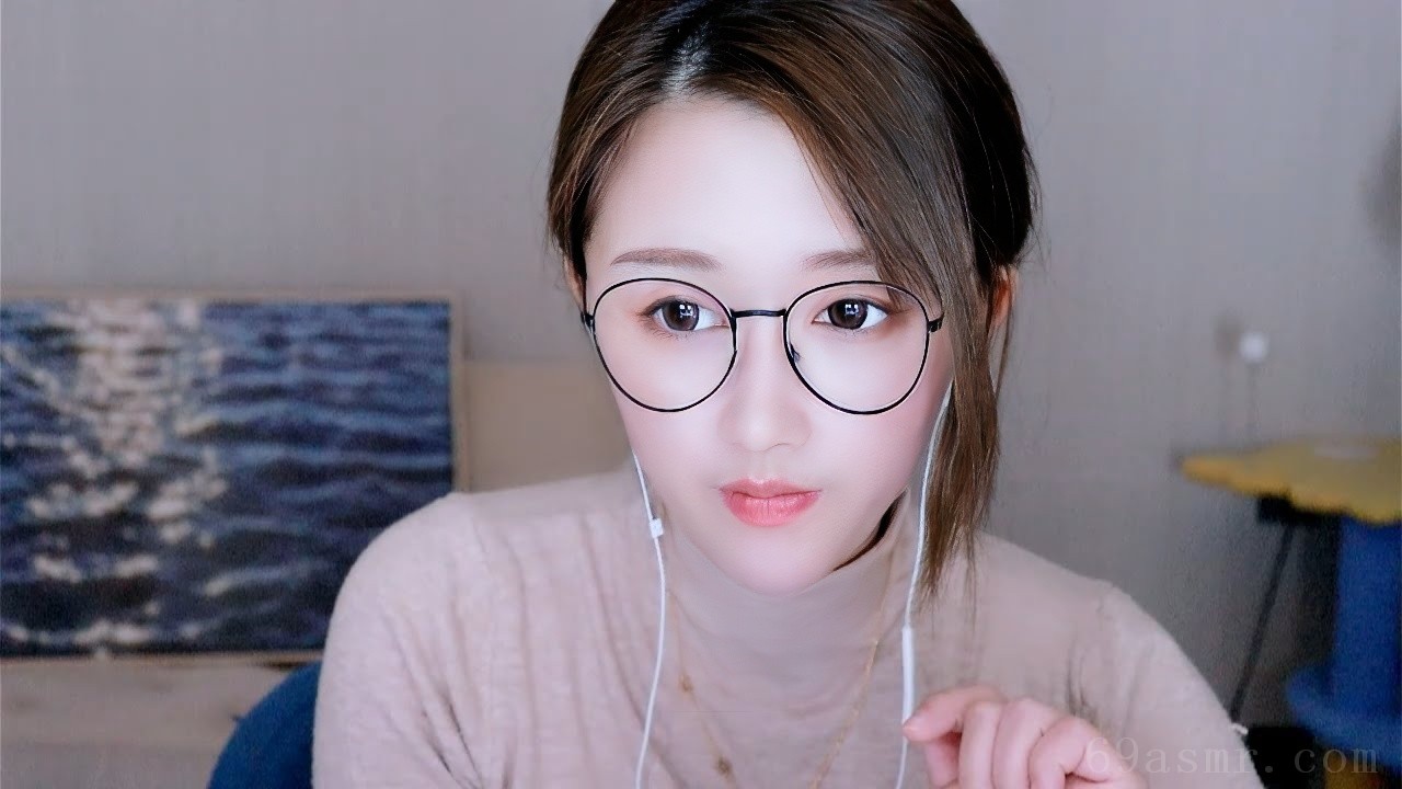 【ASMR】温柔嫂子帮你掏耳朵+轻语聊天|귀청소​